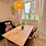 5 Minute Walk To Lego House - 50m2 Cozy Apartment- D Unit * Billund