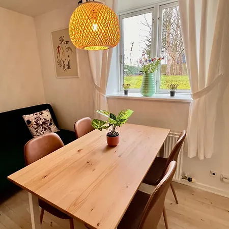 5 Minute Walk To Lego House - 50m2 Cozy Apartment- D Unit * Billund